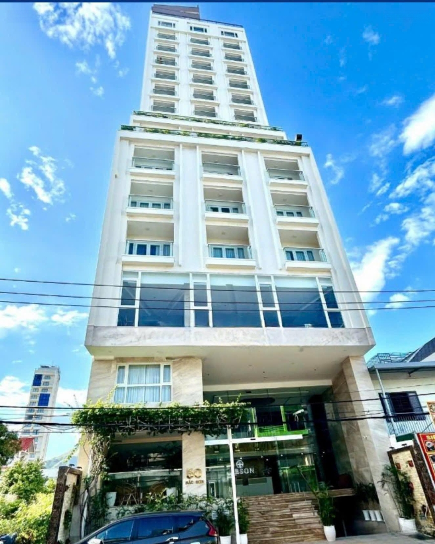 Khách Sạn 20 Tầng, 66 Phòng Khách View Biển,City - Nha Trang (Sát Biển Phạm Văn Đồng)