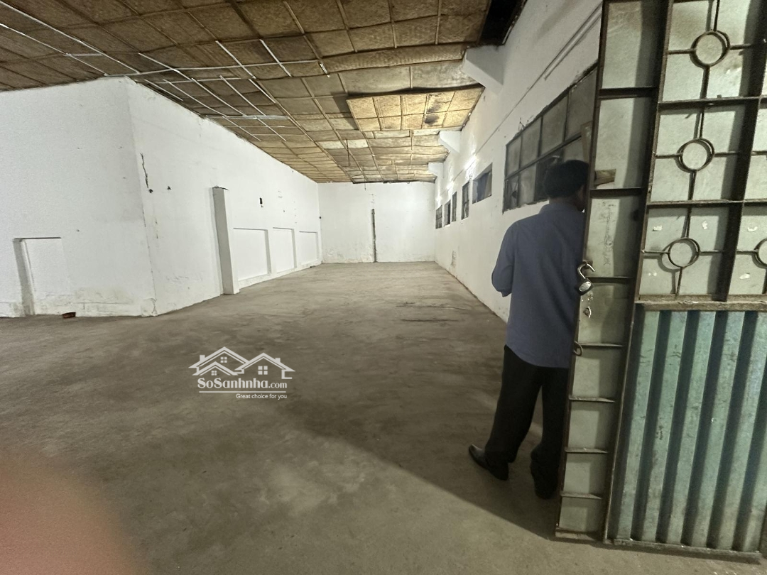 Cho Thuê Kho 200M2 Ngã Tư Trương Định - Tân Mai