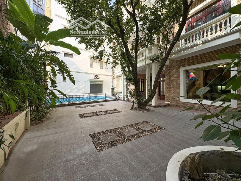 Cho Thuê Biệt Thự Phố Tô Ngọc Vân, Q Tây Hồ. Diện Tích Đất: 400M2