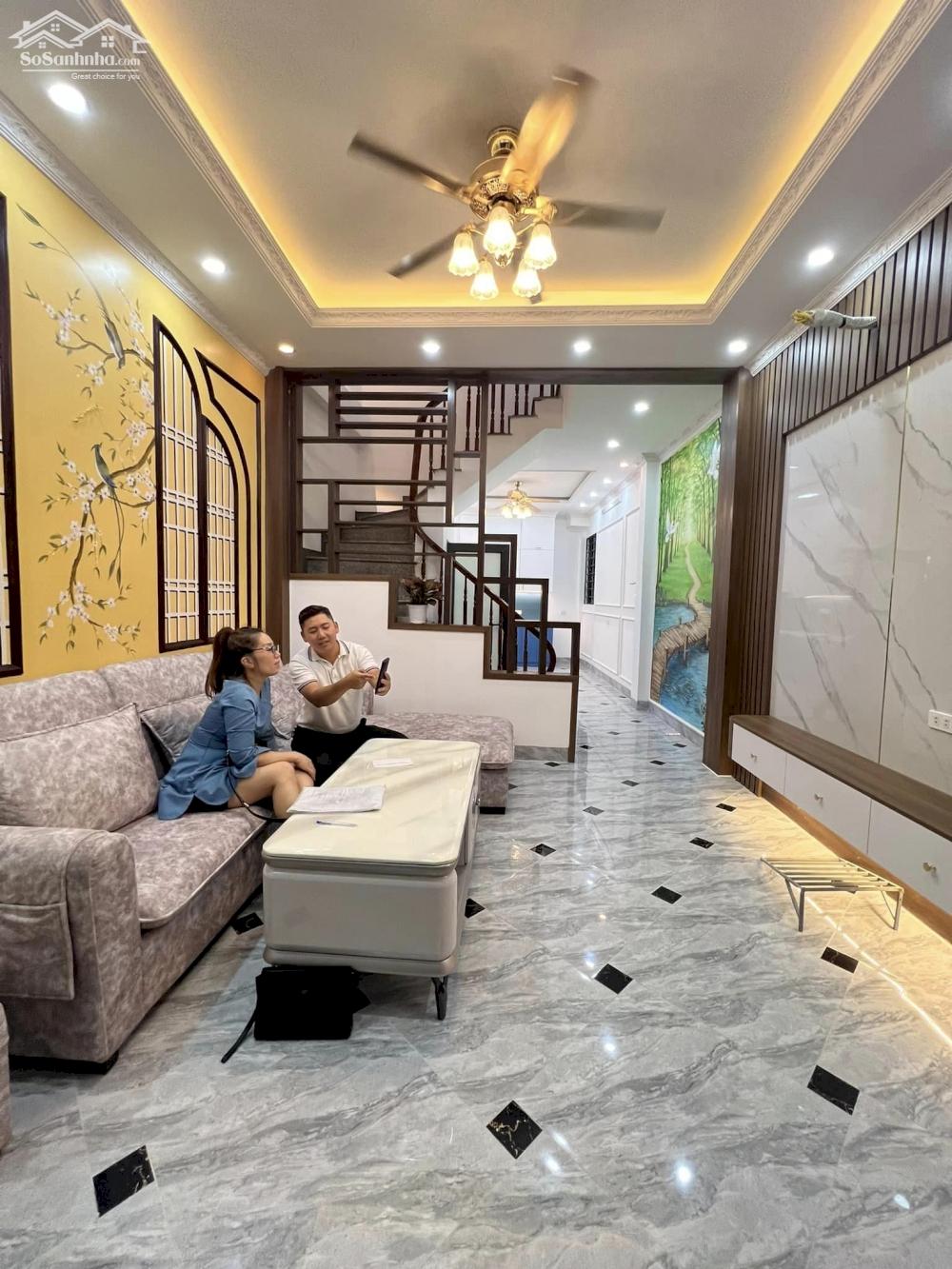 NHÀ MỚI Ở NGAY NGÕ TRƯỜNG CHINH, ĐỐNG ĐA 38M2 X 5 TẦNG, 6 NGỦ - 7.8 TỶ