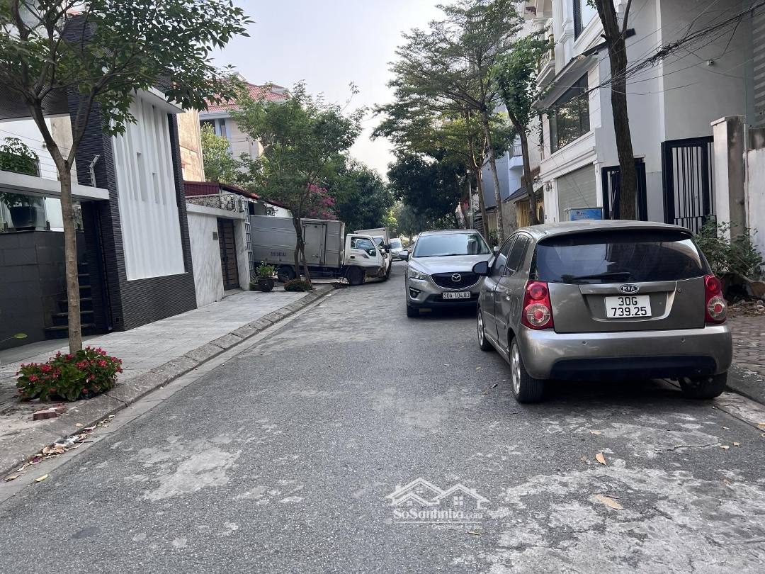 Gấp: Cần Tiền Trả Bác Vợ Bán Gấp Lô Đất Đẹp, Ô Tô 7 Chỗ Giá Rẻ Nhất Thị Trường. Nhanh Tay Đầu Tự Ạ
