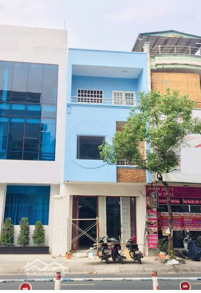 Siêu Phẩm Nhà Mặt Tiền Nguyễn Sơn 4,7M X 18M, Sát Ngã Ba - Vi Trí Đẹp.