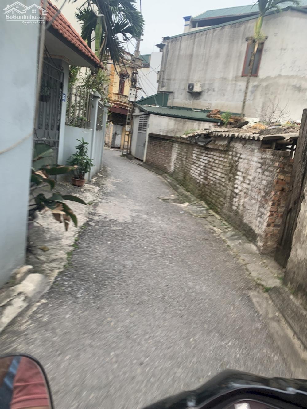 Rẻ nhất Đông Dư bán 33m xóm 7, ô tô đỗ cửa chỉ 2.6 tỷ