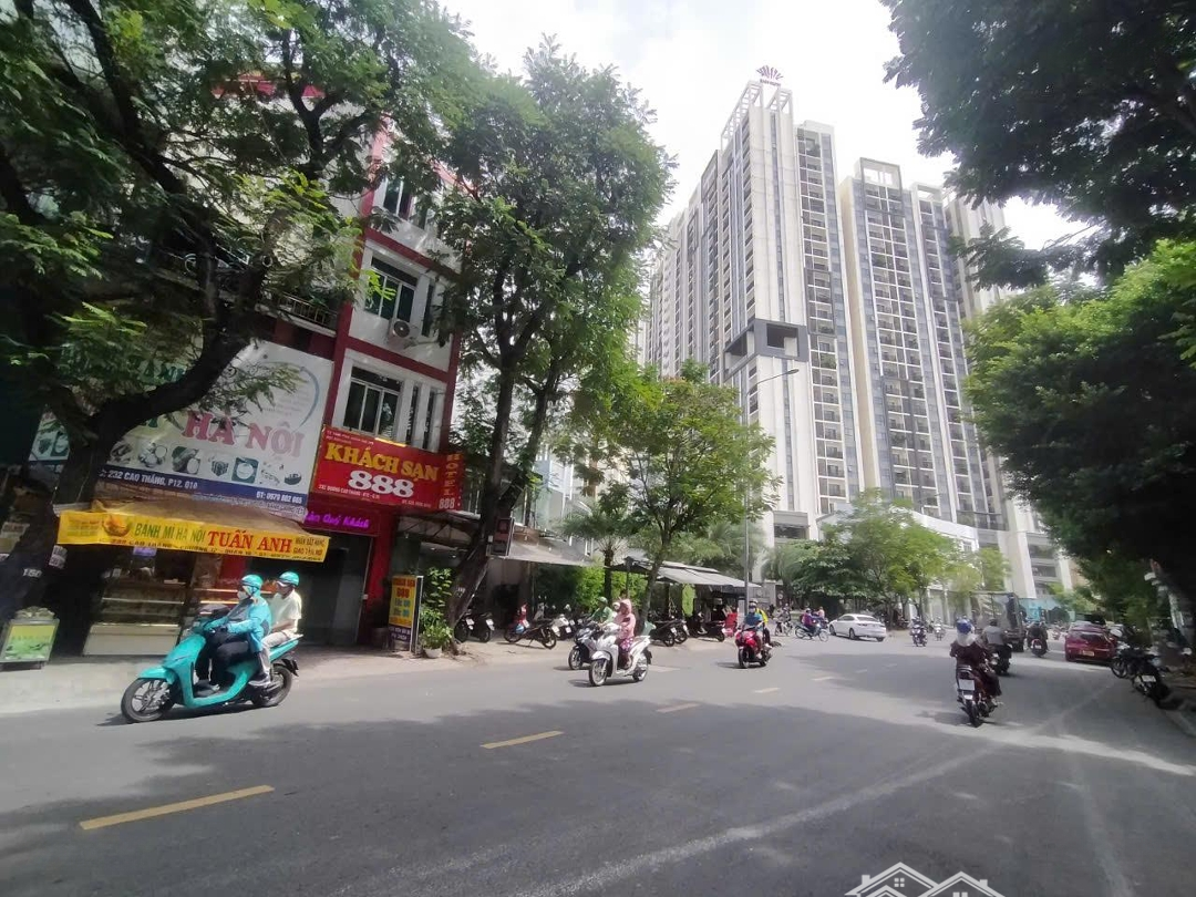 Cho Thuê Nhà Mặt Tiền Cao Thắng, Phường 12, Quận 10