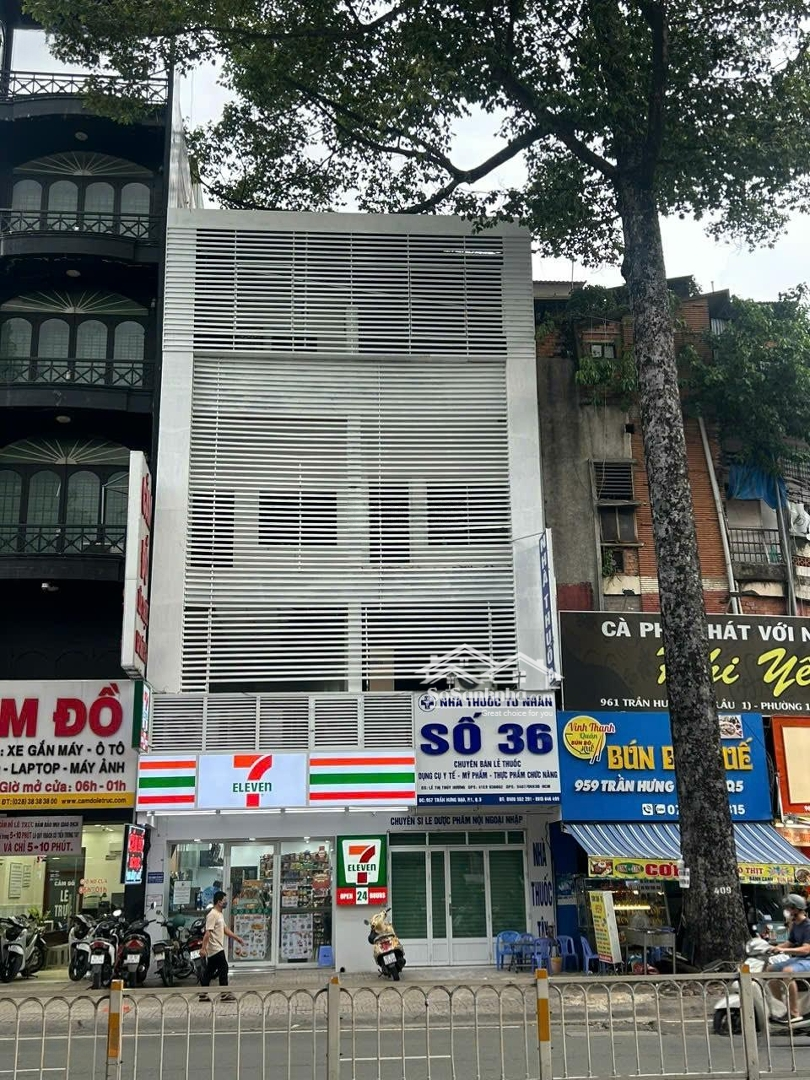 Bán Nhàmặt Tiền955-957 Trần Hưng Đạo, F.1 , Q5.Diện Tích8X18.4M. Giá Bán 95 Tỷ