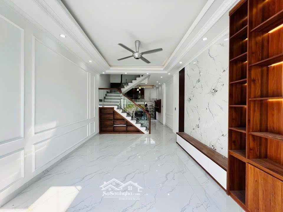Nhà 72.1M2 X 3 Tầng Sân Cổng Riêng Ngay Sát Mặt Đường Tại Hoà Nhất - Đặng Cương Chỉ 2,39 Tỷ