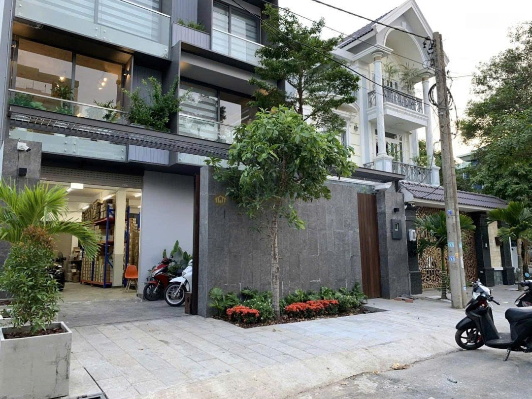 Duy Nhất Chỉ Có 1 Căn Biệt Thự. View Sông 2 Mặt Tiền Trước Sau.đường Bình Lợi Giá Bán 39 Tỷ Tl