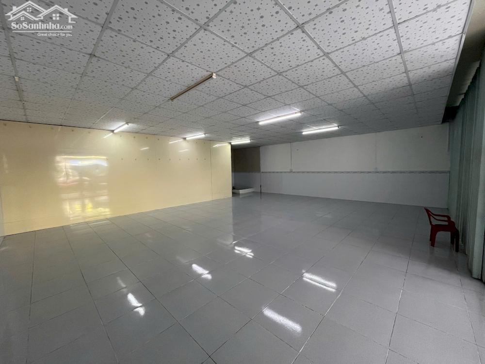 Cho thuê nhà mặt tiền đường lê nhựt tảo ngay chợ 586 ngang 10m