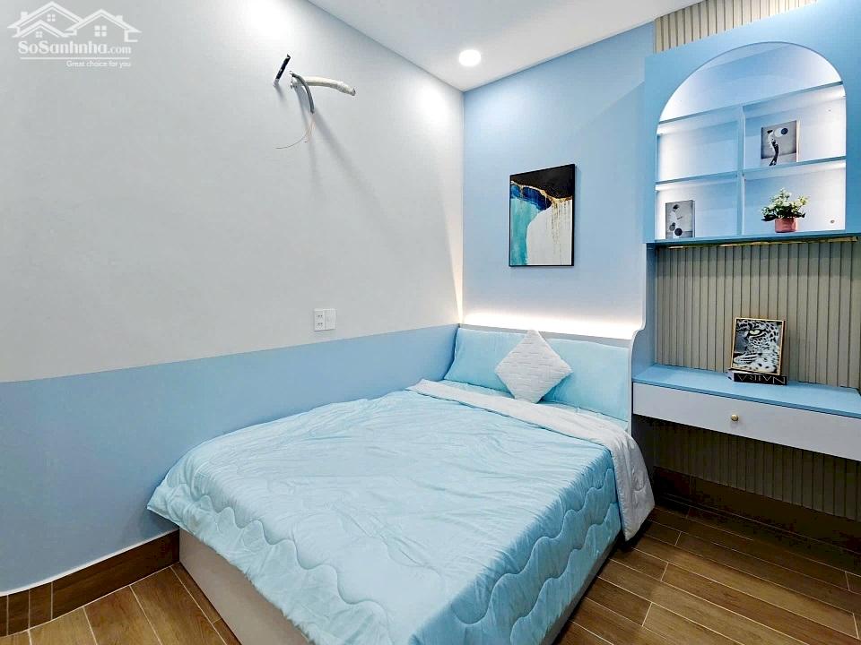 Cần bán nhà mới đẹp nội thất cao cấp 2 lầu sân thượng hẻm Lý Thái Tổ