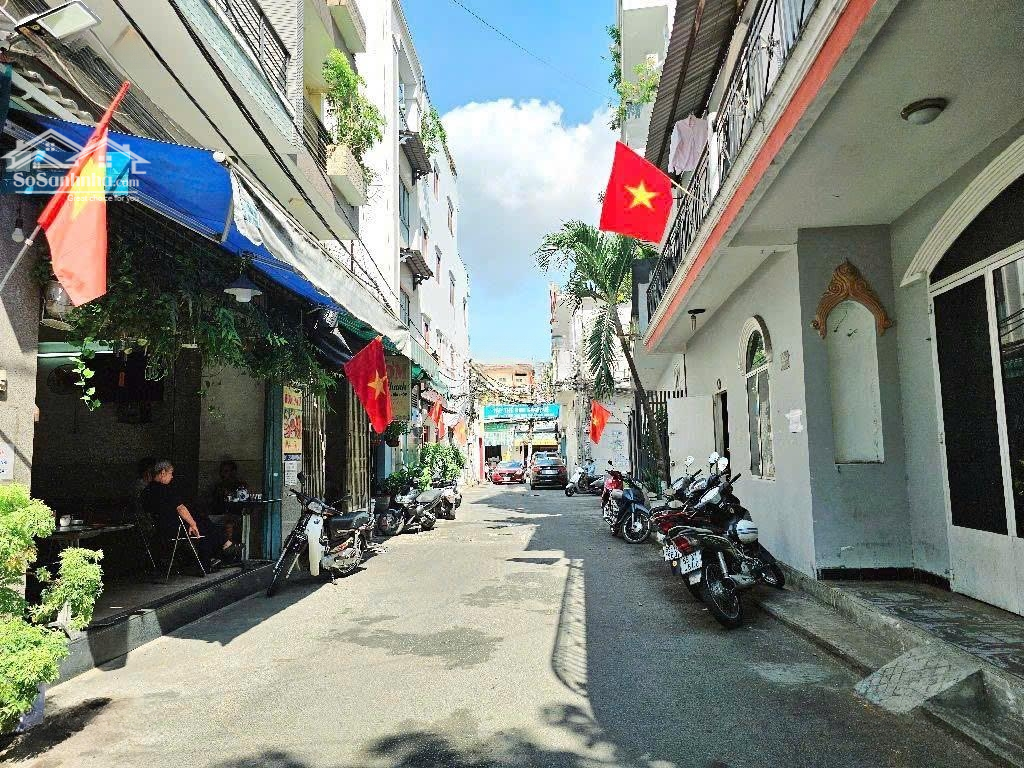 Hiếm Bán Nhà 2 Tầng Ngang 5,2M Đường Xe Hơi . Khu Dân Cư An Ninh Yên Tĩnh Giá Chỉ 4 Tỷ Nhỉnh
