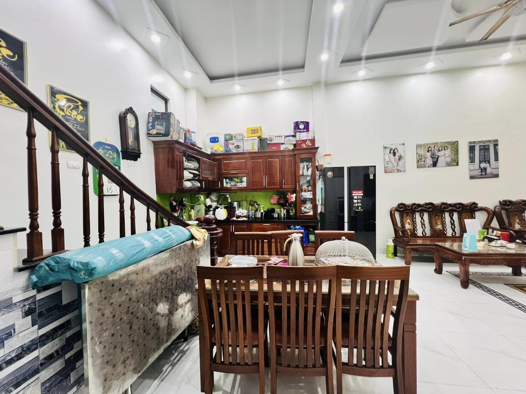 Bán Nhà Đẹp Tại Đường Dương Khuê, 15 Tỷ, 60M2, 4 Pn, Giá Ưu Đãi!