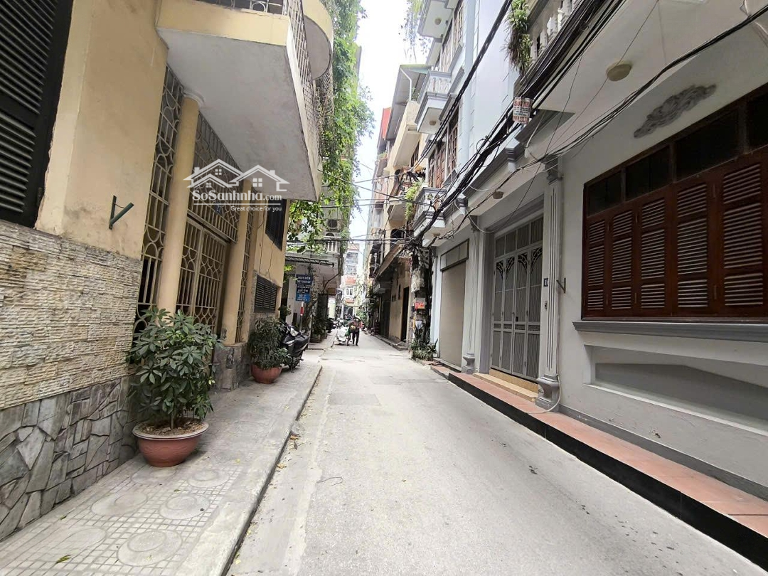 Chính Chủ Cần Bán Nhà Khu Phân Lô Riêng Phố 8/3, Nhà Đầu Hồi, Ô Tô Tránh