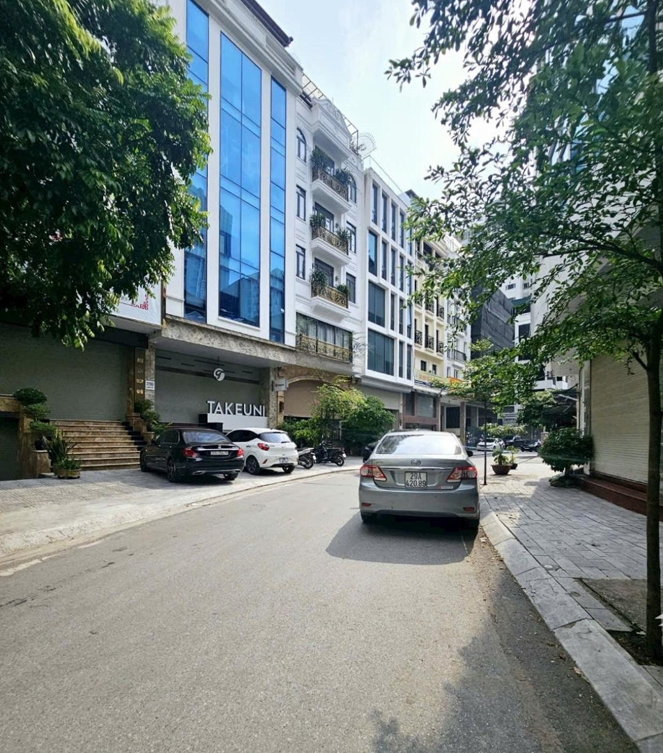 Bán Đất Phố Lạc Long Quân, Gần Khu Liên Cơ, Quận Ủy, Lô Góc, Ô Tô, Kjnh Doanh, 72M, Chỉ 19 Tỷ