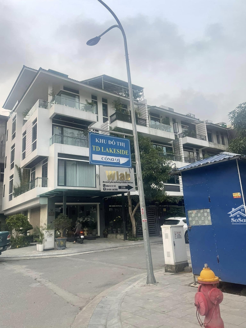 Cho Thuê Lâu Đài Mặt Đường Lê Hồng Phongdiện Tích1700M2 Ngang 34M Cực Đẹp Giá Hợp Lý. Liên Hệ: 0936 577 587