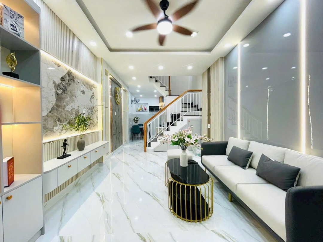 Bán Gấp Nhà Mới Ngay Thị Trấn Tân Túc Bình Chánh 80M2