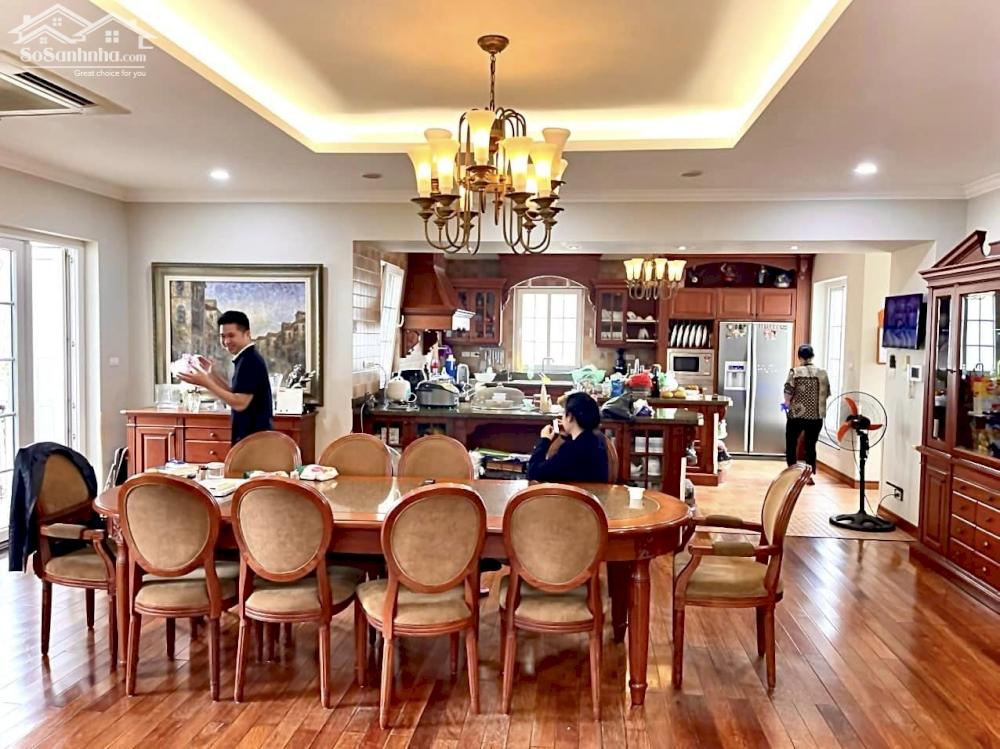 Bán nhà phố Võ Thị Sáu, Hai Bà Trưng, View Hồ, vỉa hè, gara, 8 tầng 242m2 giá 65 tỷ