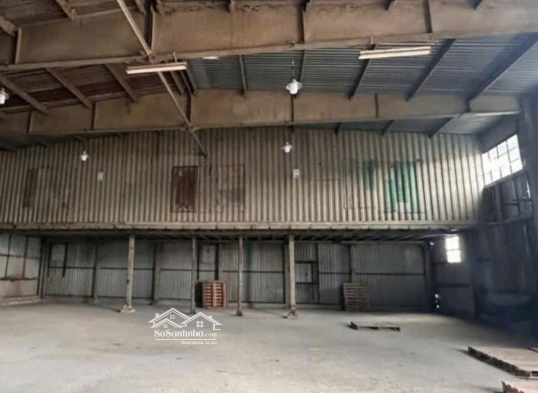 Cho Thuê Kho Xưởng Quận 7Diện Tích200M2 Vách Tường Xây Thoáng Mát, Kiên Cố