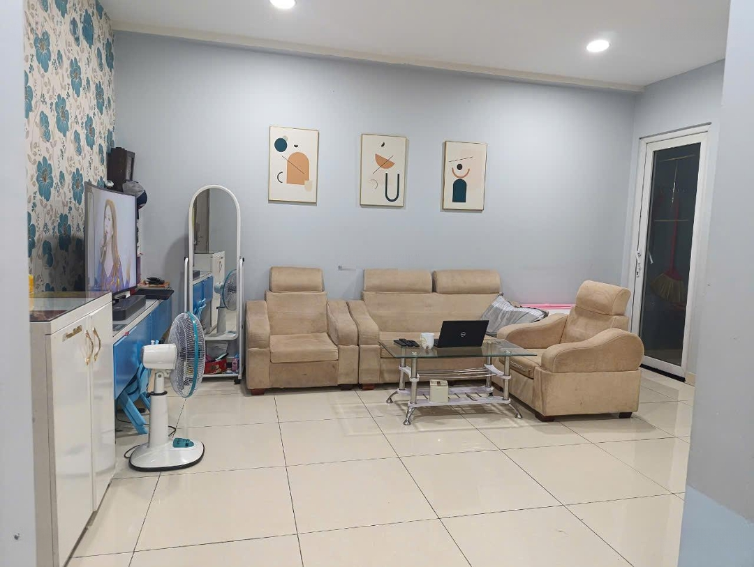 Cần Bán Gấp Căn Hộ Chung Cư The Park Land, Diện Tích 51.3 M2, Full Nội Thất, Bếp Kín Hợp Phong Thủy