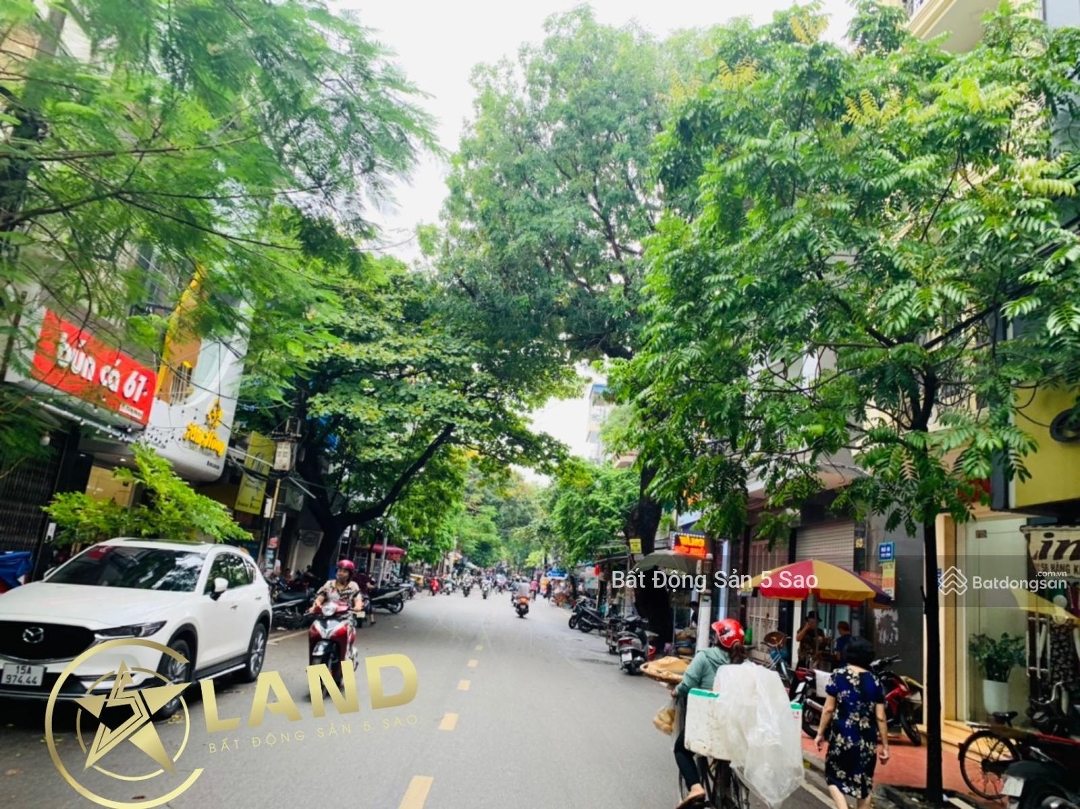 Cực Hợp Lý- Vị Trí Cực Đẹp - Bán Nhà Mặt Đường Hàng Kênh Ngay Đầu Tô Hiệu Đi Vào- Mặt Tiền 5,5M