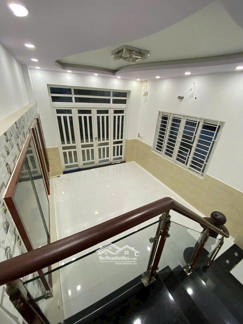 Nhà Góc 2Mặt Tiềnthạnh Xuân 33 Q12 Cách Ngã Tư Ga 1,5Km
1 Trệt 1 Lầu Hoàn Công Đầy Đủ Có Khoản Sân Rộng