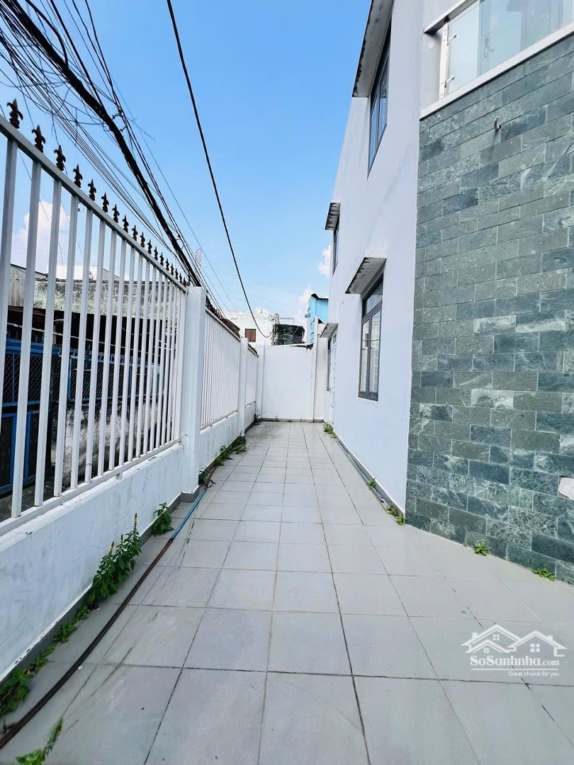 Bán Nhà Đường Số 11, Trường Thọ - Hẻm Xe Hơi, 1 Trệt 1 Lầu Giá Chỉ Hơn 4 Tỷ
