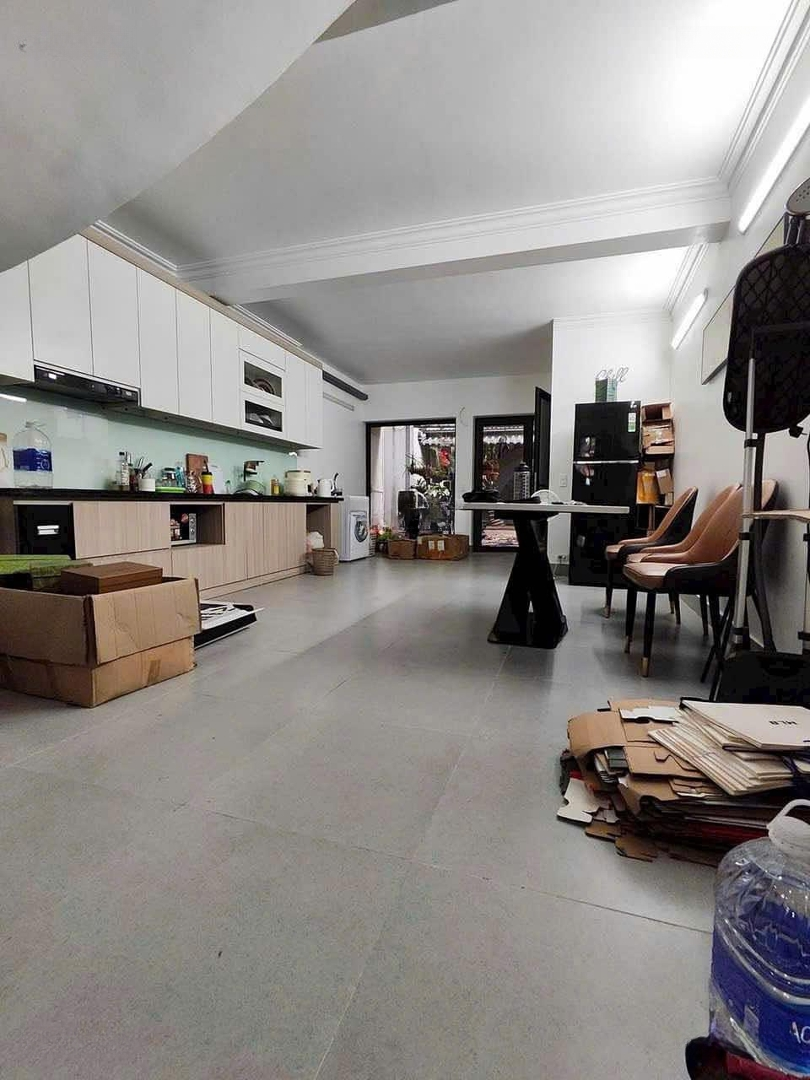Bán Gấp Nhà Riêng 98,7M2 Tại Đường Phương Lưu, Hải An, Giá Bán 8,5 Tỷ Vnd