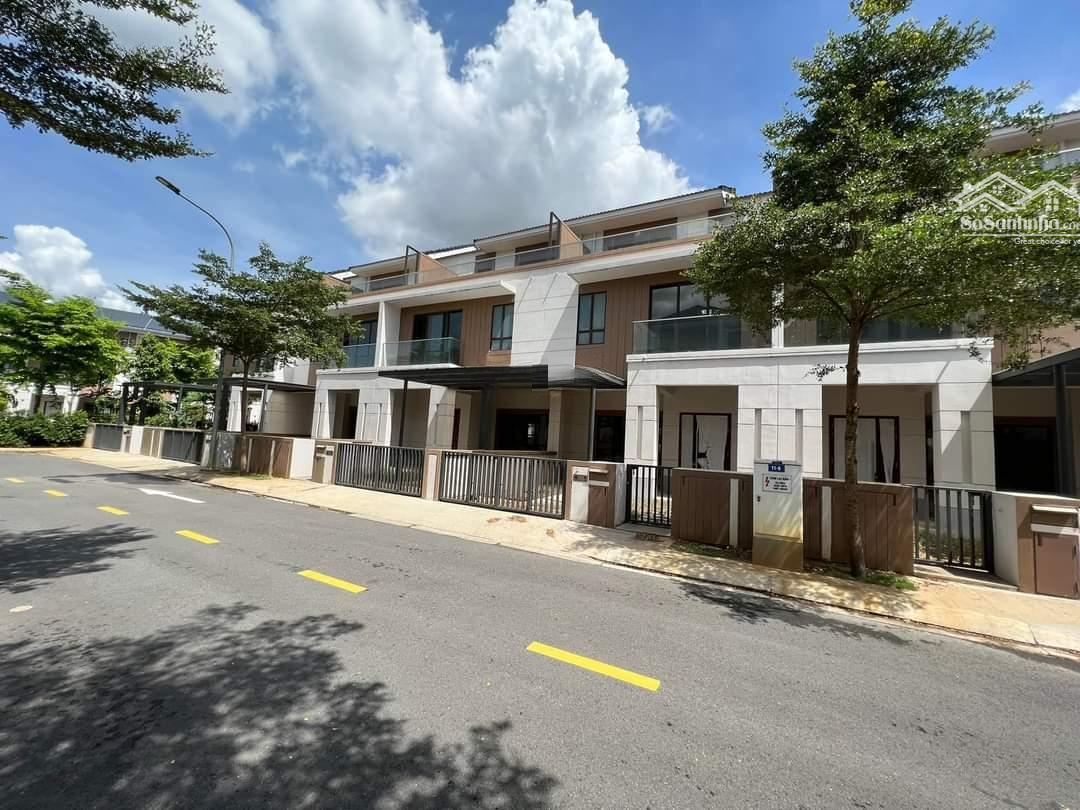 Chính Chủ Gửi Bán Nhà Phố, Căn Góc Swan Bay - Zone 8. Giá Tốt Đầu Tư. Liên Hệ: 0826563646