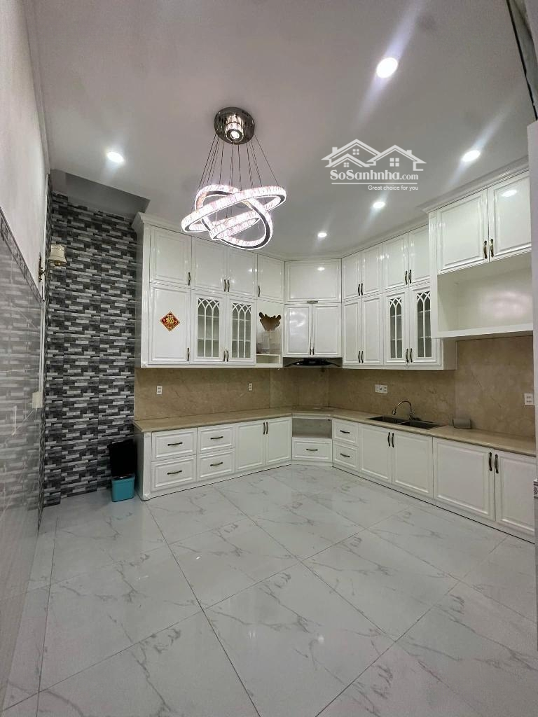 Bán Nhà Q6 Phạm Văn Chí- Nhà Đẹp- Hẻm Ôtô Thông- 5,1 X 13,2: 66M2- 4 Tầng- 8,7 Tỷ