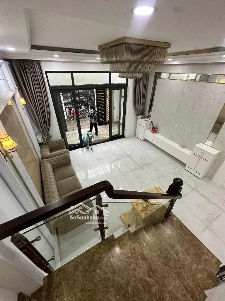 Bán Nhà Q6 Phạm Văn Chí- Nhà Đẹp- Hẻm Ôtô Thông- 5,1 X 13,2: 66M2- 4 Tầng- 8,7 Tỷ