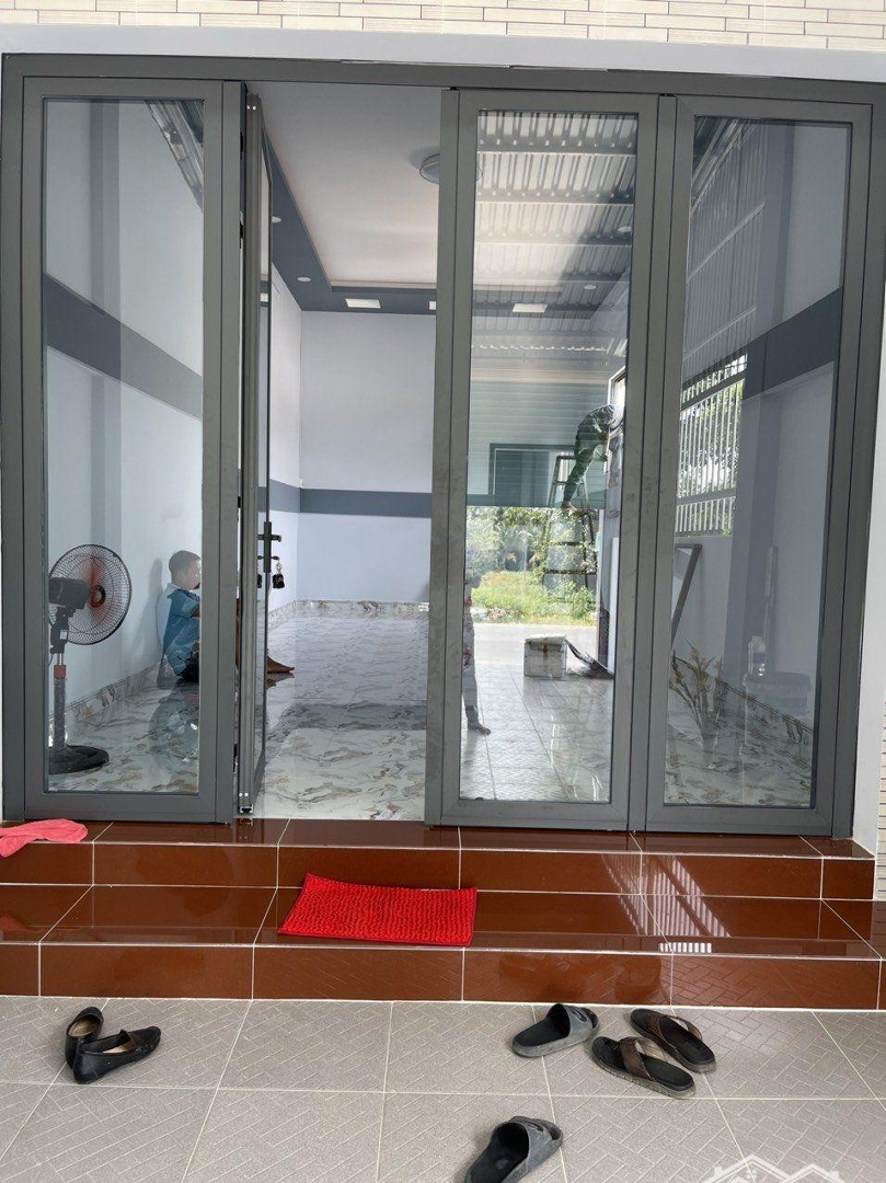 Nhà Cấp 4Mặt Tiềnđường Thế Lữ Khu Dân Cư Đông Đúc Kinh Doanh Thoải Mái