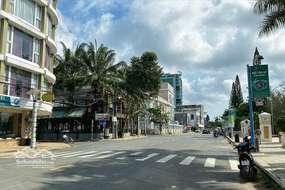 Khan Hiếm - Bán Building Góc 2 Mặt Tiền Thi Sách, P Bến Nghé Q1 Dt: 25X50M, Hầm + 12 Tầng Giá Tốt