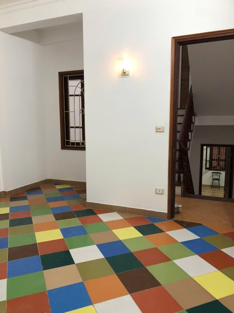 Cần Cho Thuê Cả Nhà 6 Tầng Gồm 8 Phòng Ngủ Khép Kín Đủ Đồ - Ô Tô Vào - Ngõ 28 Tứ Liên Tây Hồ