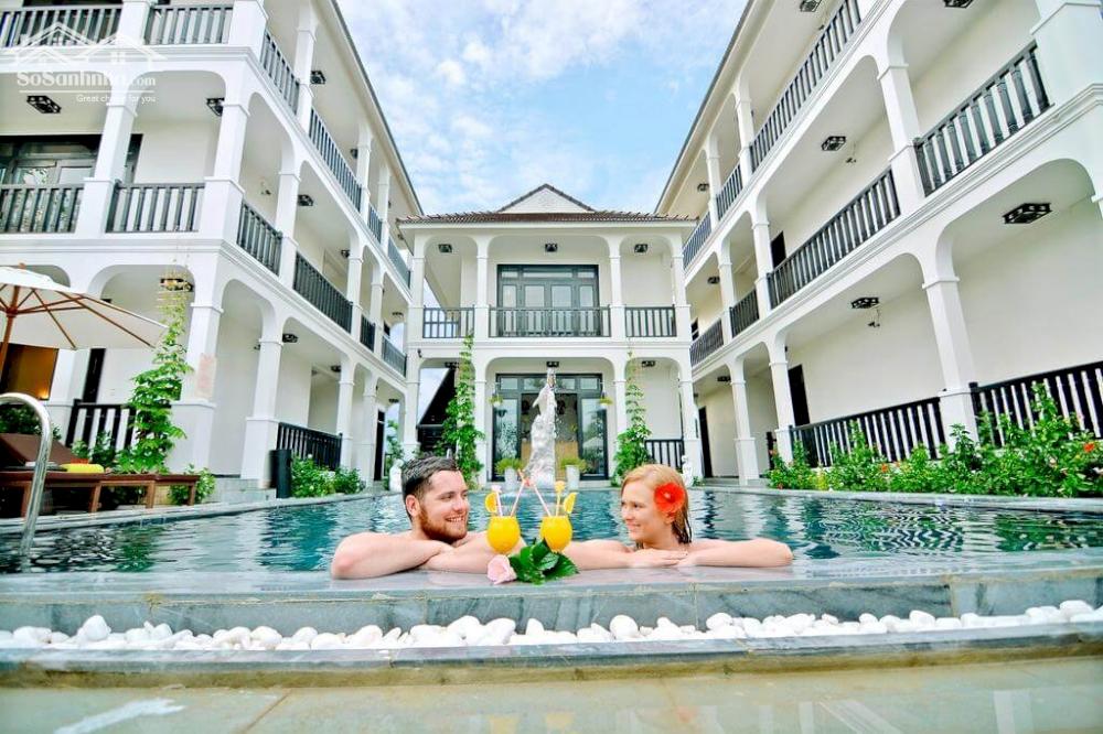 KHU VỰC VIP - KHÁCH SẠN FULL KHÁCH - ĐI BỘ PHỐ CỔ.