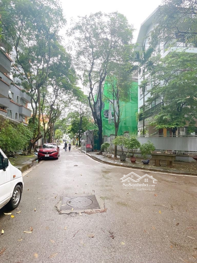 Linh Đàm-Phân Lô -Oto Tải Tránh Nhau -Kinh Doanh -35M-5Tầng-9Tỷ