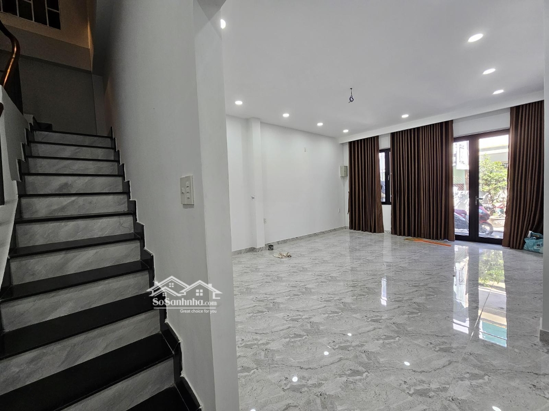 Nhà Mới 100% Thiết Kế Hiện Đại Rộng Rãi Ngay Trường Tiểu Học Phương Sơn