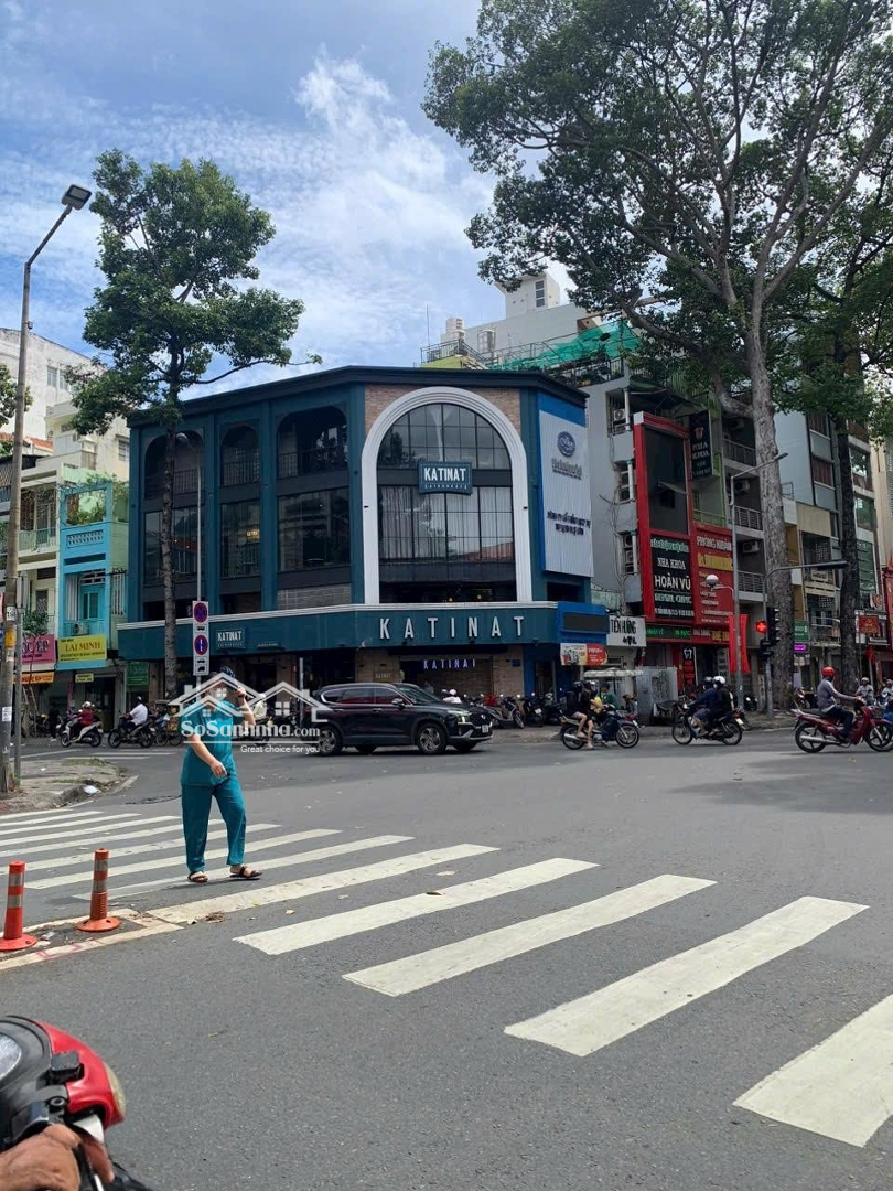 Bán Nhà Ngay Mặt Tiền Đông Du - Dt: 5.3 X 25M - 5 Lầu - Hđt: 190 Triệu/Tháng - Giá Bán: 75 Tỷ Tl