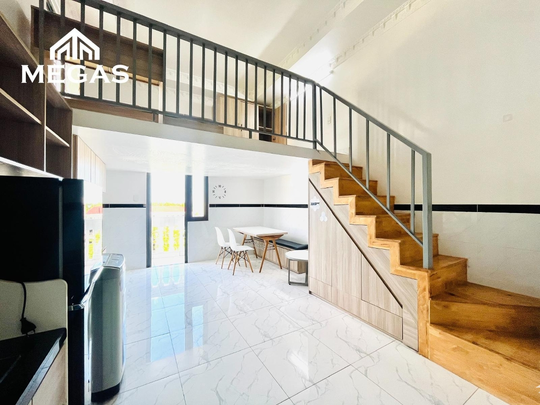 Căn Hộ Full Nội Thất Như Hình, Cửa Sổ Lớn Ban Công - Ngay Tô Ký - Công Viên Phần Mềm Quang Trung