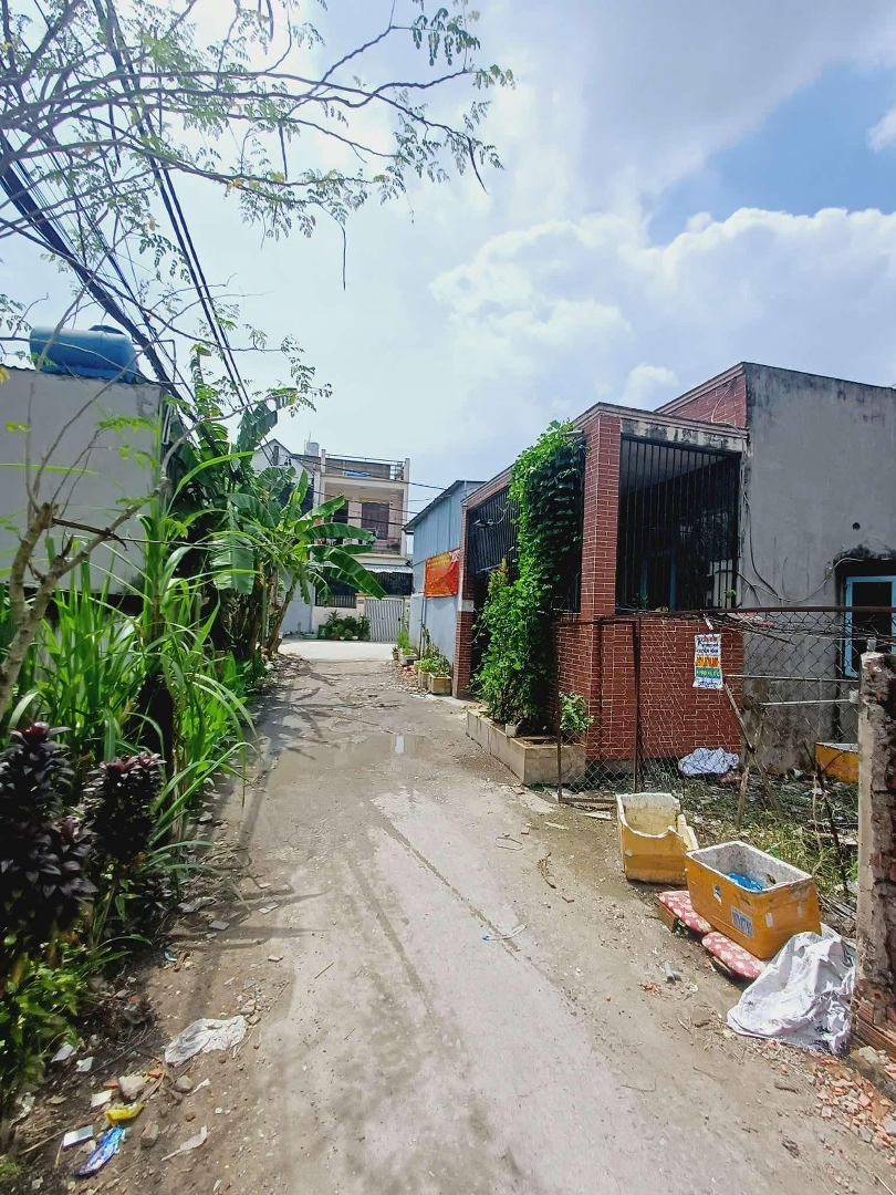 Chủ Bán Gấp 96,2M2 Full Tchẽm Xe Hơithông. Cáchmặt Tiềnhà Huy Giáp 200M. Chỉ 3.35Ty - 0934114012 Duy