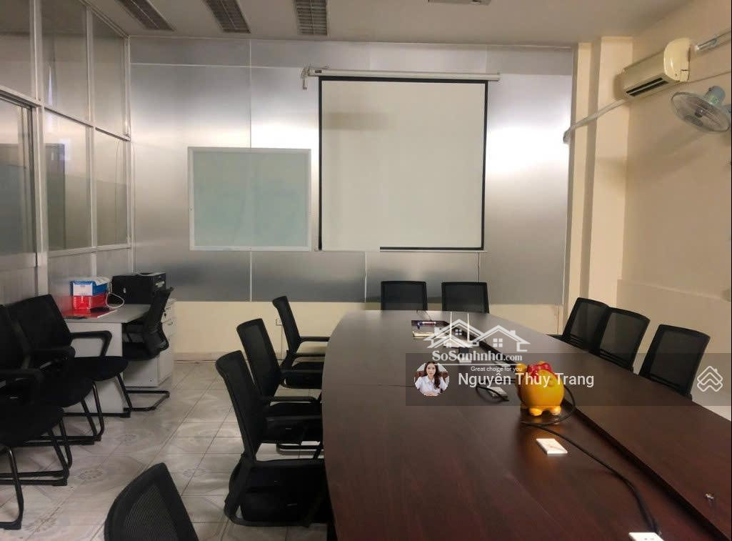 Gấp Bán Biệt Thự K300, Dt: 8 X 17 , 1 Hầm 3 Tầng, Hẻm 8M, Đang Làm Công Ty, Khu Nội Bộ. 30 Tỷ Tl
