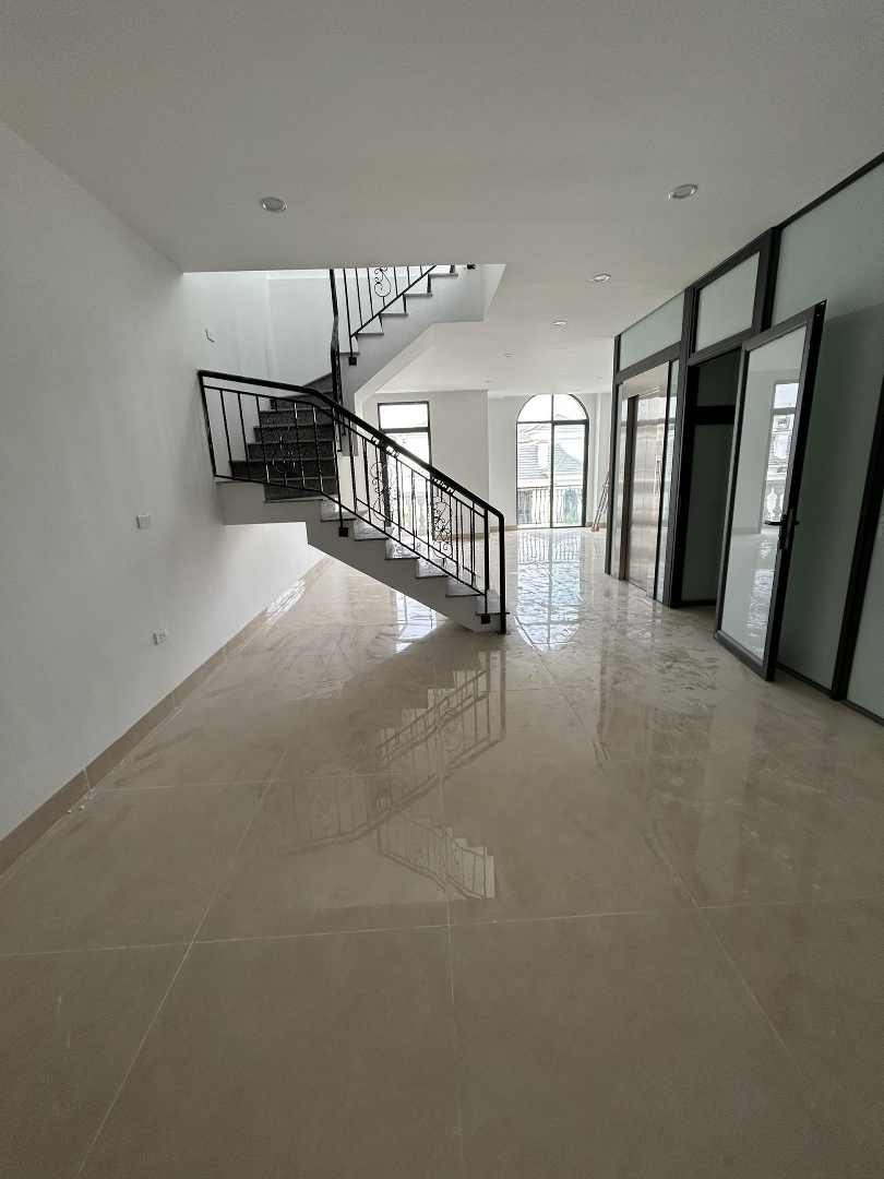 Cho Thuê Shophouse Liền Kề 5 Tầng 25 Triệu/Tháng. Liên Hệ: 0387778526 Em Nguyệt Để Chốt Căn