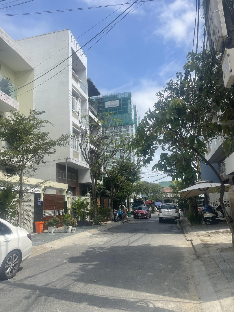 Cặp Đất Đẹp - Hiếm Đường Bình Minh 3 - Diện Tích 198M2 ( 9X22 ) Ngay Phố Đi Bộ Bạch Đằng - Hải Châu