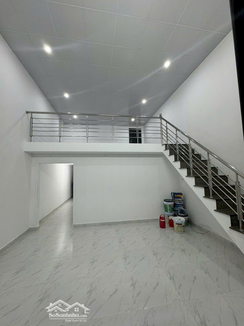 Bán Nhà Gác Lửng Đúc Đường Huỳnh Tịnh Của Sát Phạm Hùng, Khu Đông Dân Cư, Đối Diện Công Viên