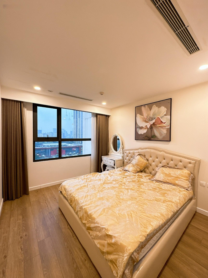 Chính Chủ Cho Thuê Ch Vinata Tower Khuất Duy Tiến. 88M2, 2 Phòng Ngủfull Đồ Giá Bán 15 Triệu. Liên Hệ: 0919226585