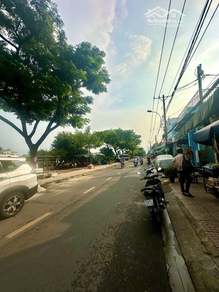 Trung Tâm Quận 8 - Nhà 2 Tầng Mới Đẹp - Ngang 4M*25M - Đang Cho Thuê 12 Triệu Tháng