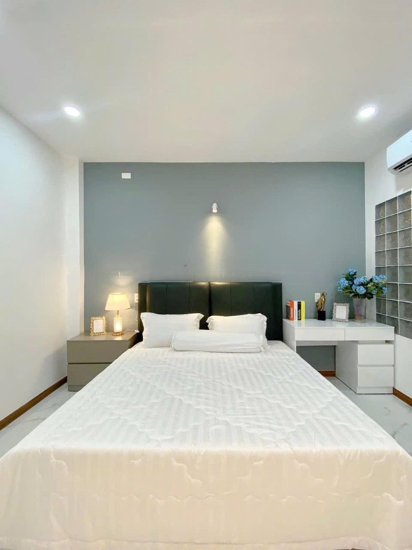 Chỉ Cần 2 Tỷ 350 Có Nhà Đ.nguyễn Trãi, Q5 Xây 62M2. Hẻm Oto 6M, Gần Bv Chợ Rẫy.sổ Sẵn Sang Tên Ngay