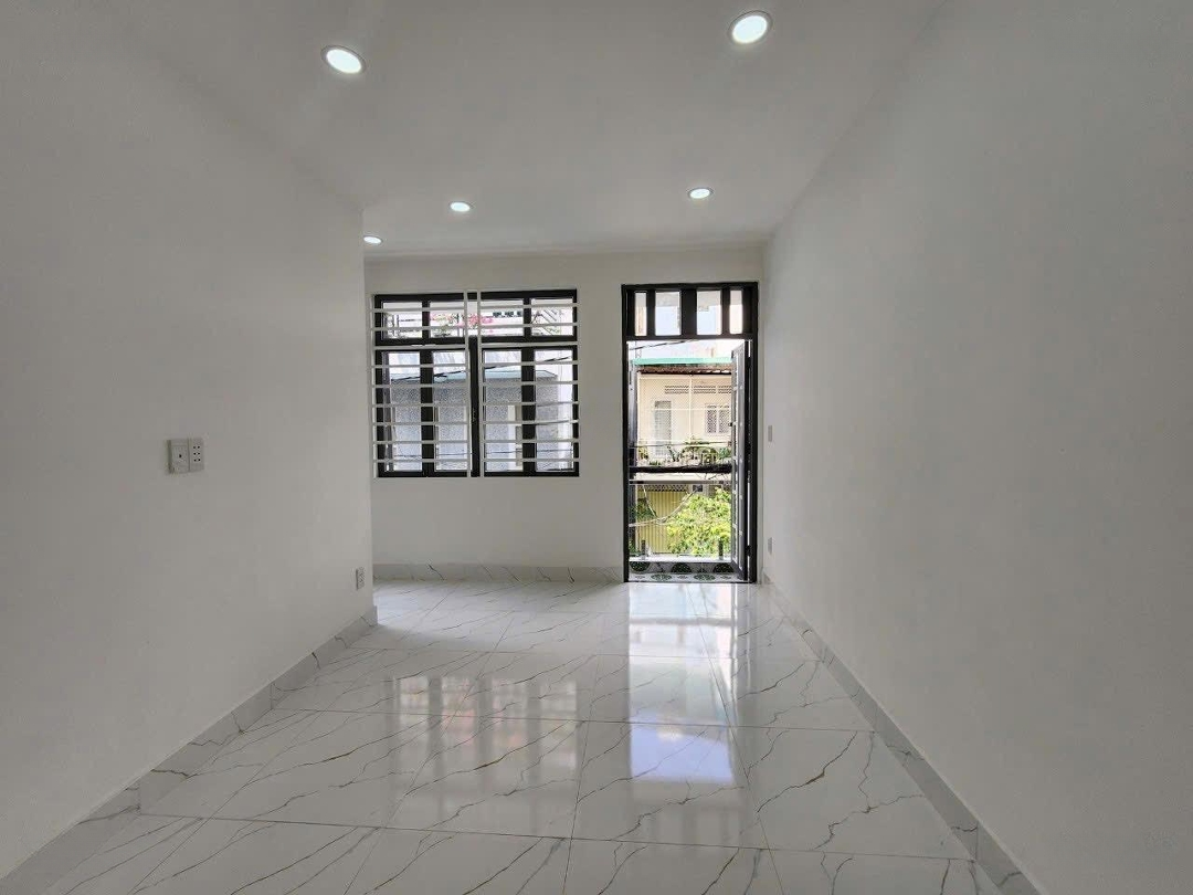 Nhà Nguyên Căn Cmt8 H3G 4X9M Trệt 1 Lầu 2 Phòng Ngủ 2 Vệ Sinh- 14 Triệucó Thương Lượng- 0339668168 Xem Nhà Ngay