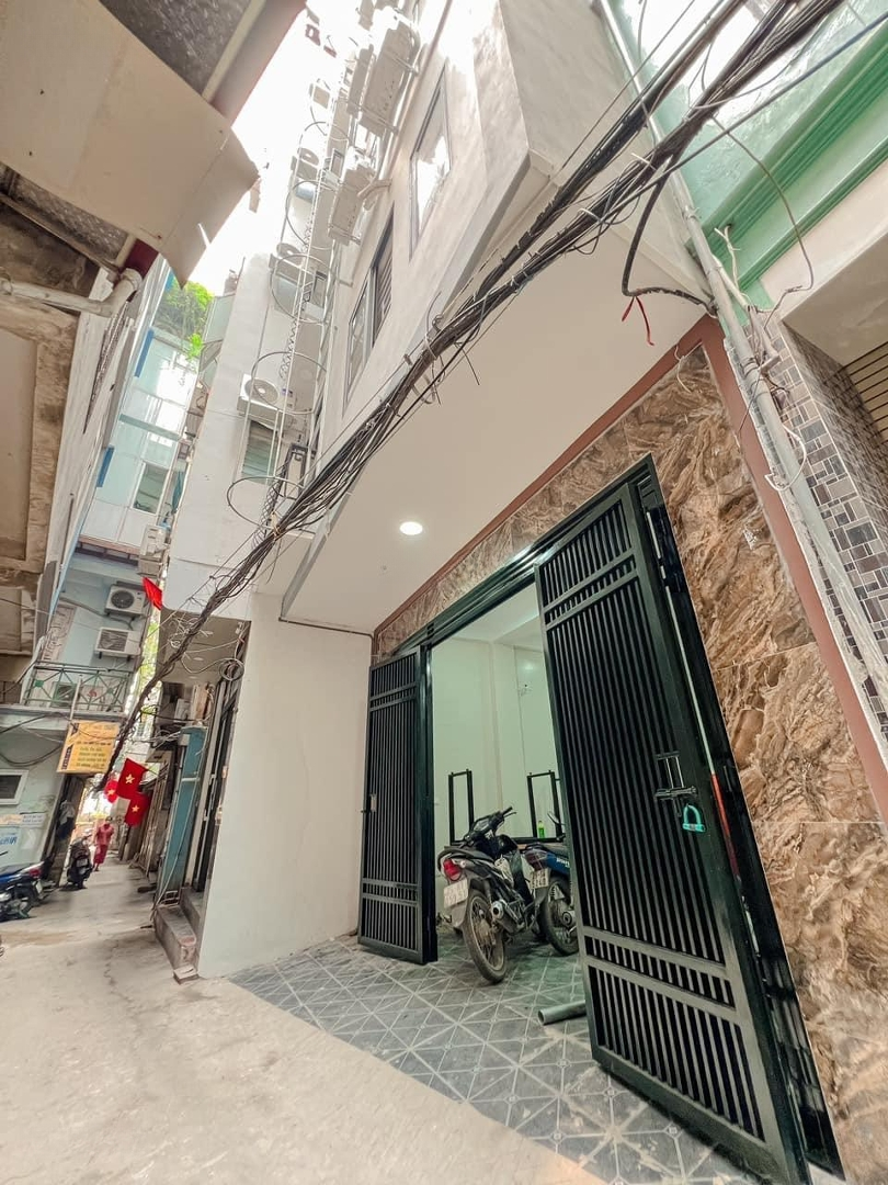 Bán Căn Nhà Dòng Tiền 20 Phòng Kép Kín 70M2 Đống Đa