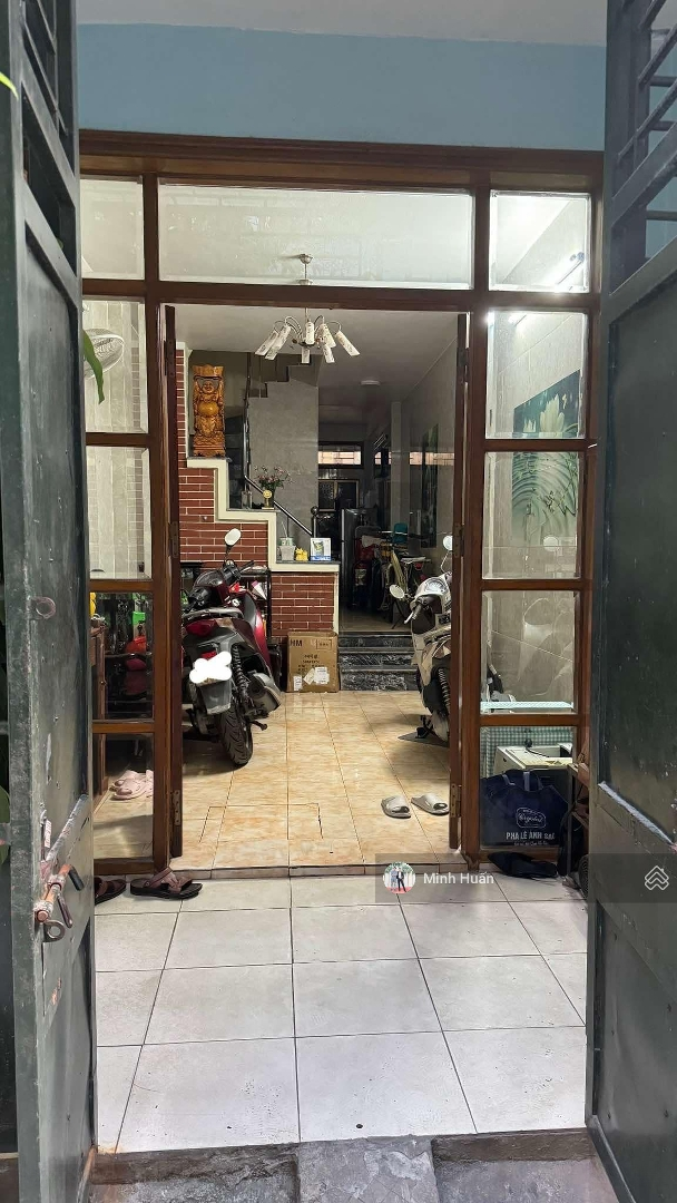 Cho Thuê Nhà Nguyễn Hoàng Tôn Xuân Ladiện Tích40Mx 4T Nhà Mới Tiện Ích Đầy Đủ Giá 12 Triệu