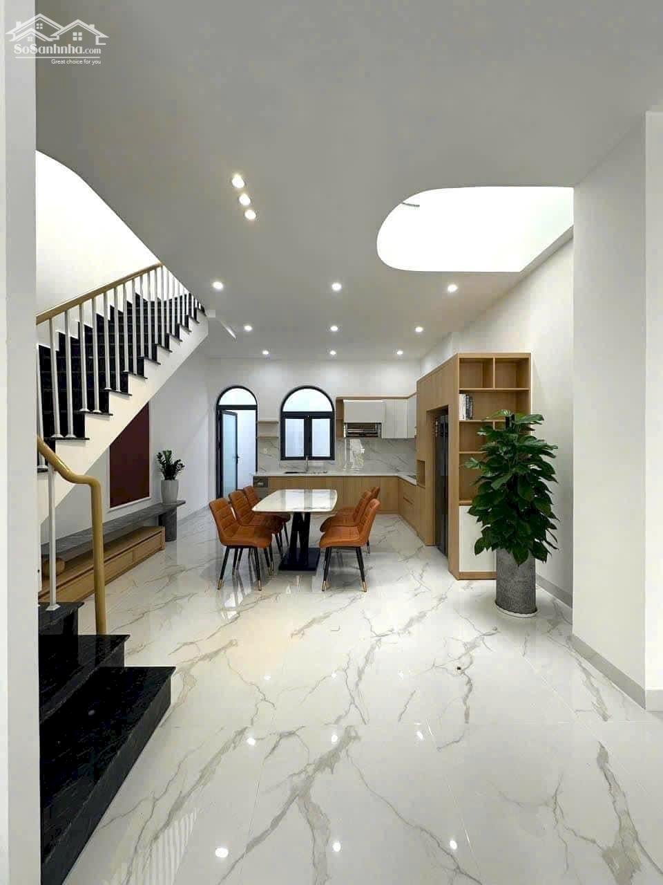 Nhà đẹp hiện đại cưc kỳ hẻm 66 Đỗ Xuân Hợp, p.Tân Lợi, trung tâm BMT
