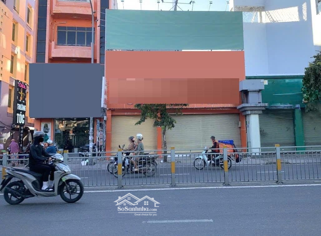 Mặt Tiền Lũy Bán Bích 10M X 27M, Sát Ngã Tư Đèn Đỏ